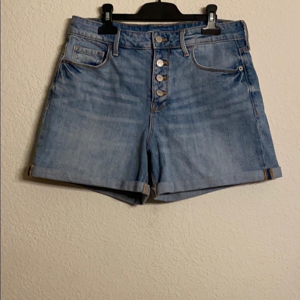Old Navy denim shorts.